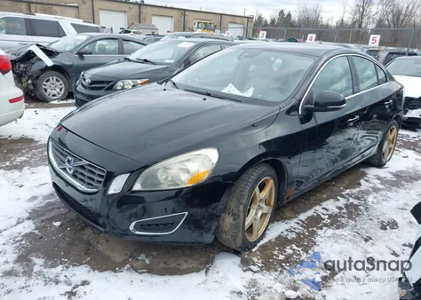 2011 Volvo S60 T6 из США, поврежденный, VIN YV1902FH8B2011832